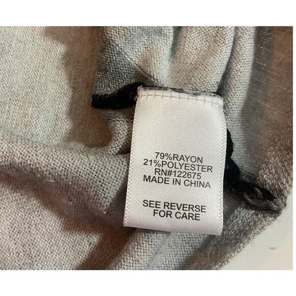 Sienna & Sage Colorblock Batwing Sweater Top Gray Black 2X - Picture 7 of 7